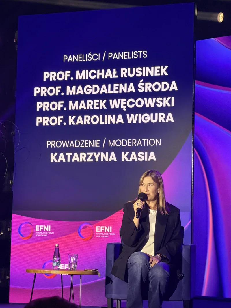 Katarzyna Kasia prowadzi panel o sensie życia na EFNI